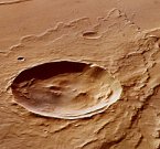 Вода вокруг кратера на Марсе