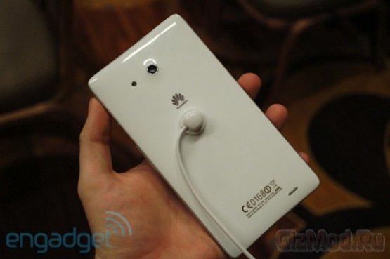 6,1" смартфон Huawei Ascend Mate официально