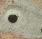 Curiosity начал "ковырять" Марс