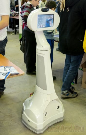 Робот Webot - рожденный в Сколково