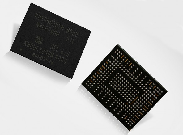 Samsung SSD 512 ГБ размером с почтовую марку